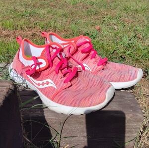 Women's Saucony Mesh Athletic Shoes